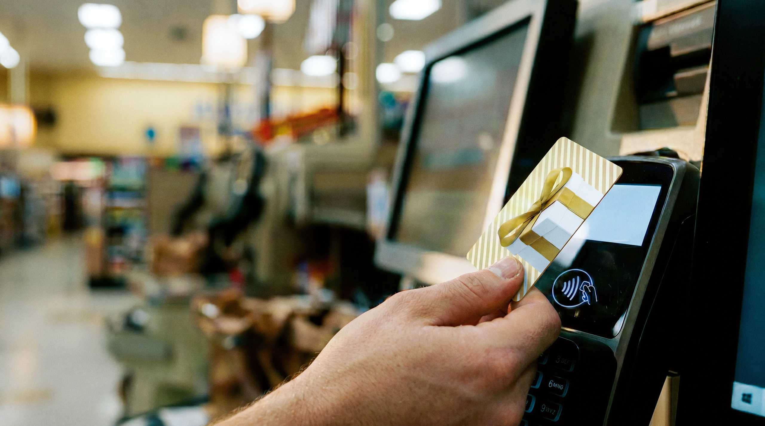 Free Groceries, Gas & TV: The Benefits of Social Casino Gift Cards
